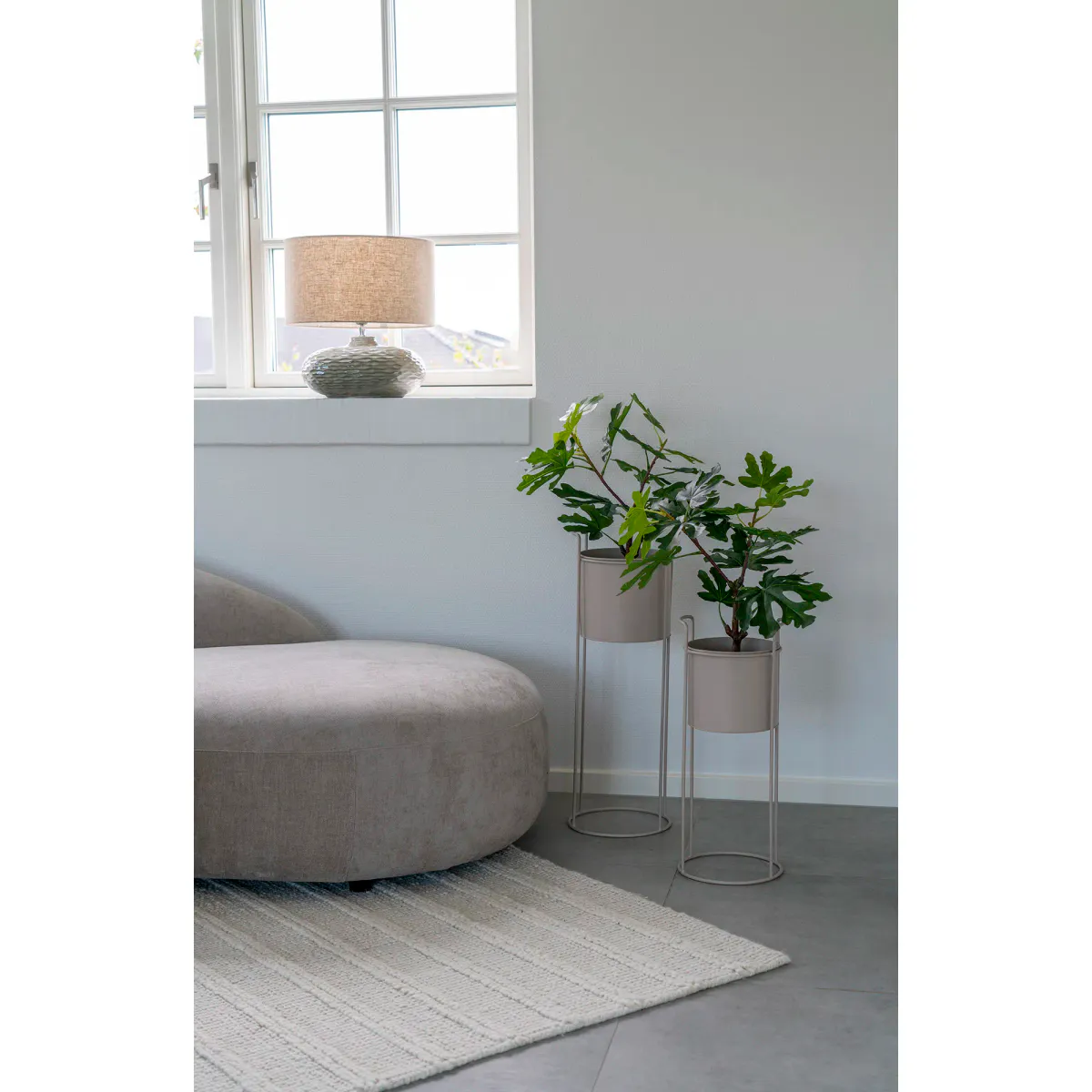 Oldham bordlampe keramikk grønn, linfarget tekstilskjerm (36x36)