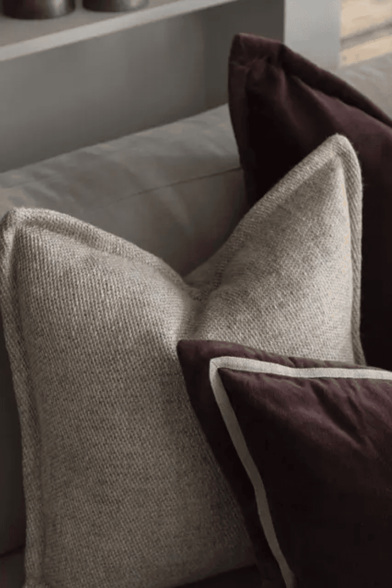 Lama Otro pute ull (50x50) beige