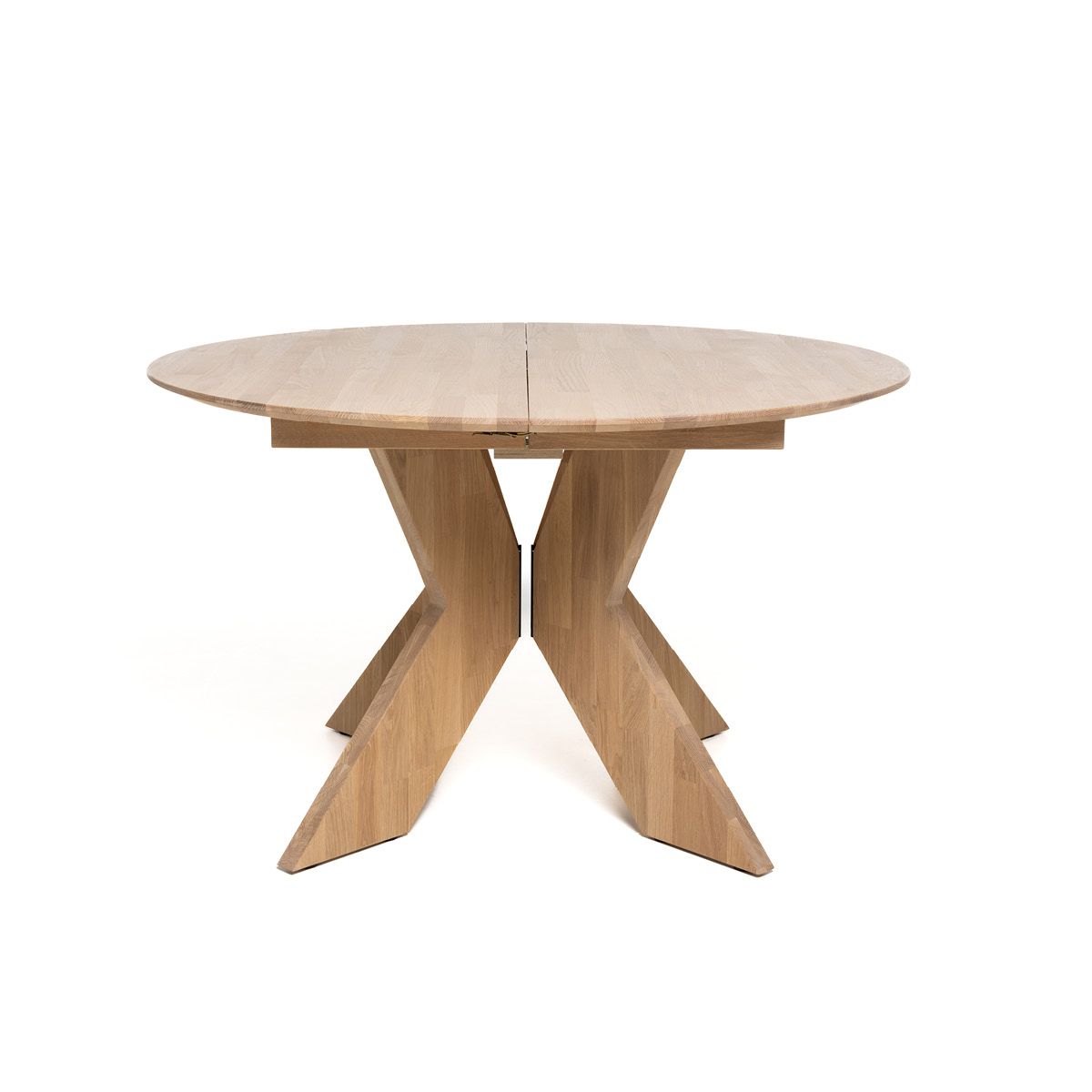 Aspen rundt spisebord ø120 (220) med 2 tilleggsplater hvitoljet heltre eik